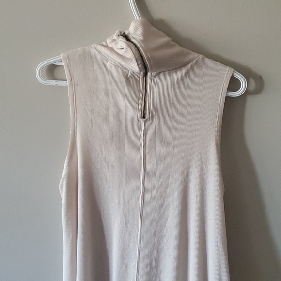 Short dress/tunic - Picture 2 of 3